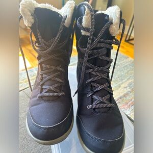 New Hiking Boots, Quechua SH100 (Waterproof)